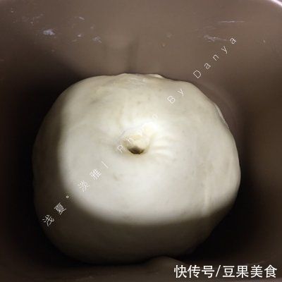 用这个技巧做#福气年夜菜#椰蓉吐司，味道好吃极了