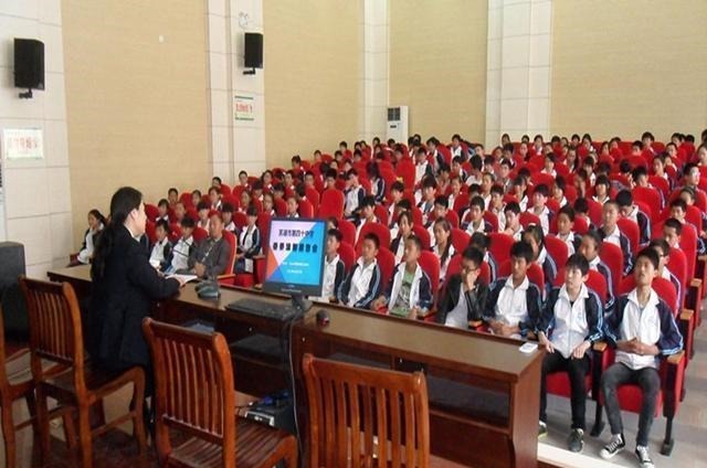 网络用语|初中男生自以为“很拽”,其实被“讨厌”的4种行为,你孩子有吗