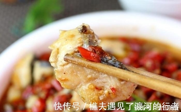 酸菜鱼|酸菜鱼新做法，好吃到爆，八成正宗，二成创新，没有一点土腥味！