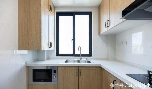 墙面|新房终于完工,一进门就被玄关迷住,每个细节都很喜欢,太漂亮了!