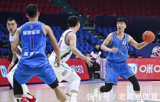 徐长锁|山东男篮11分复仇四川,防守强度提高,两大问题彰显徐长锁稚嫩!