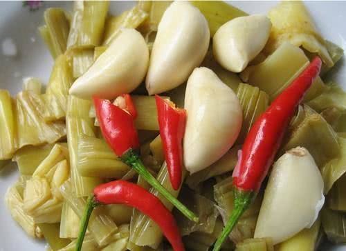 芋头|这菜对眼睛特别好，天然的“护眼菜”，下饭开胃，补钙质，视力变清晰