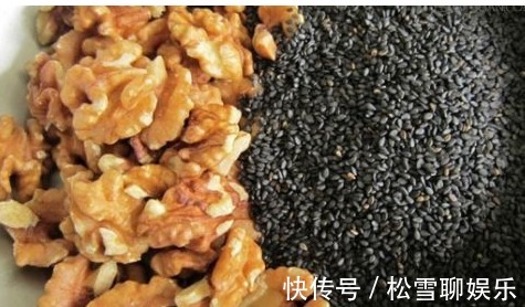 抗氧化剂|核桃与此物一起煮,腰不痛了,血压降了,女性想美容乌发可以试试