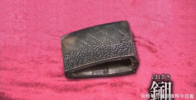 25岁成为“日本刀柄制作第一人”,日本小哥:我只是传承父亲的一身手艺罢了