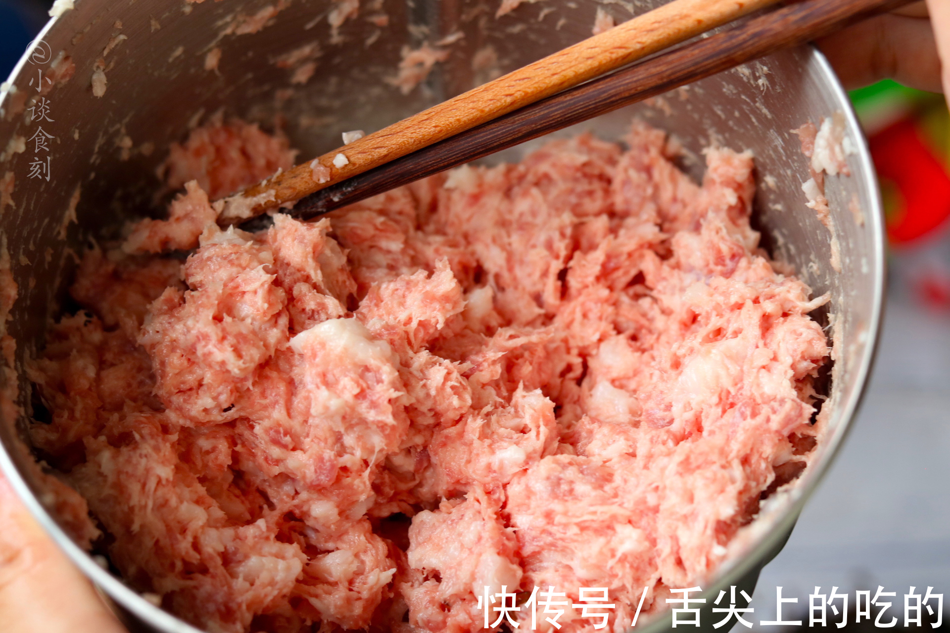 饺子|立秋将至,包饺子别用韭菜了,用此菜,滑嫩鲜美,比韭菜馅好吃