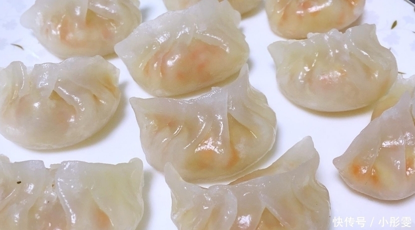 想做透明蒸饺,别再放面粉了,用它来做,晶莹剔透,孩子最喜欢