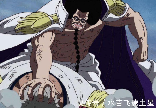 天龙人|海贼王五老星不敢对卡普出手，不单是顾忌实力，还有这个人不让