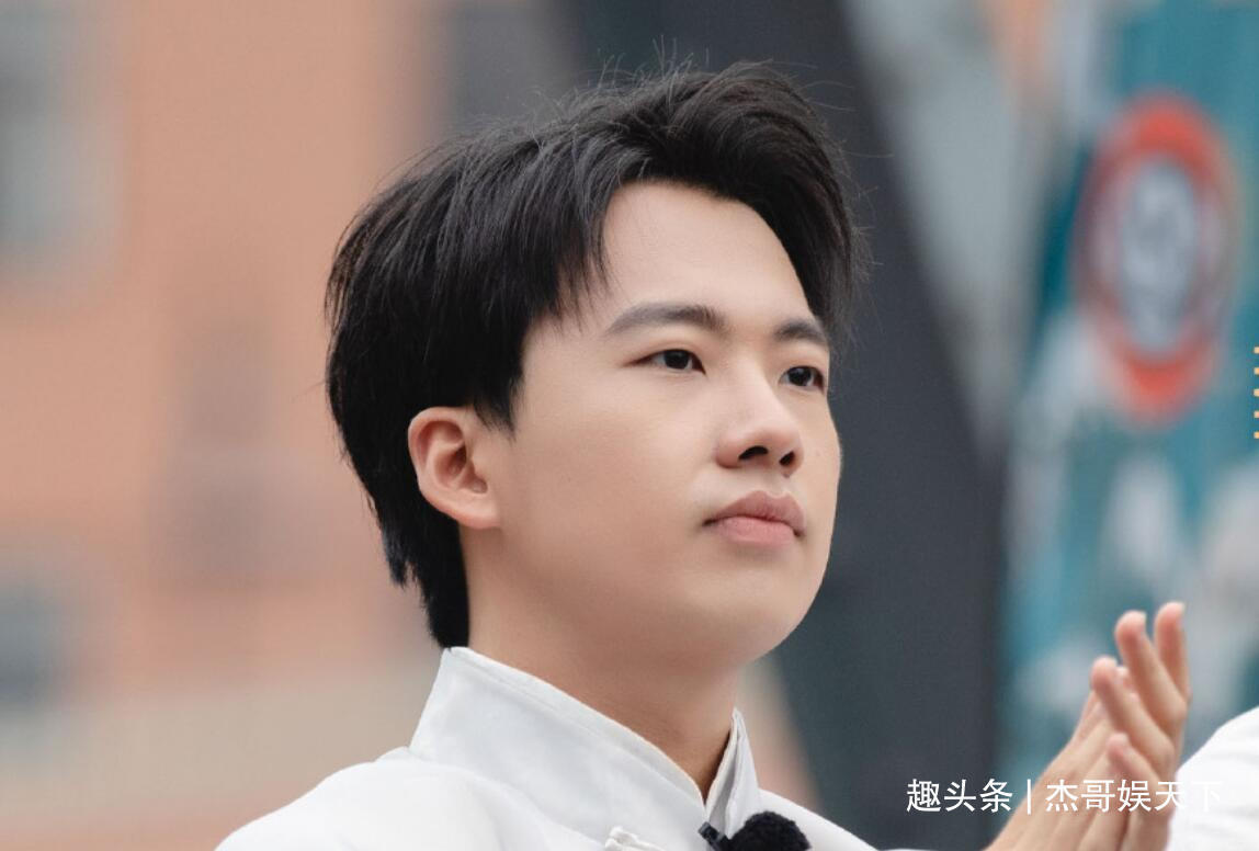 郭麒麟|《德云斗笑》徹底翻車,自己失誤卻利用曹鶴陽騙觀眾,心機(jī)太深了