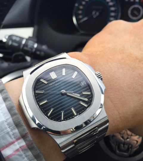 劳力士看腻了换个口味，看中钢表之王百达翡丽鹦鹉螺