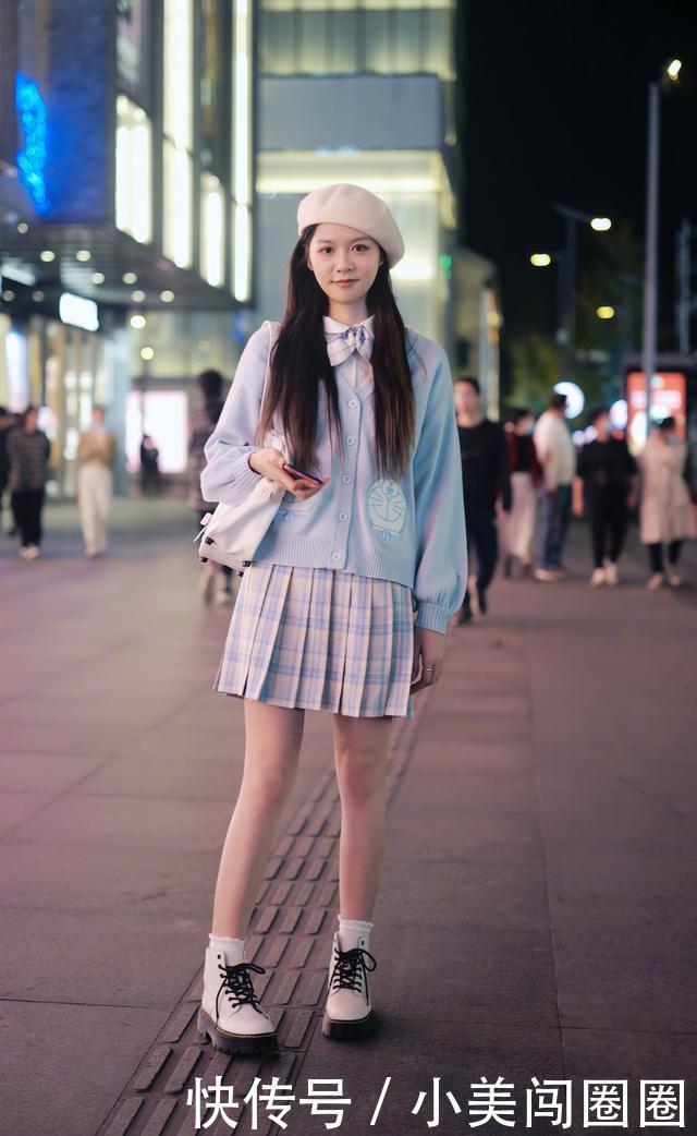 腰线的位置|今冬流行一种“显高穿法”,叫“短外套+半身裙”,小个子也适合