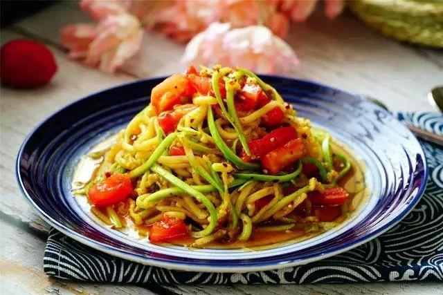 年夜饭少不了这些凉拌菜，看着就流口水！这12道凉拌菜请收好