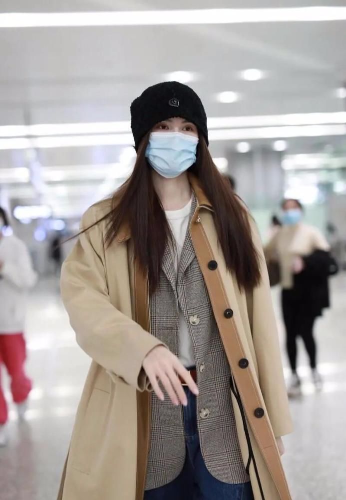 今年冬天“外套+外套”火了！！又暖又时髦！！