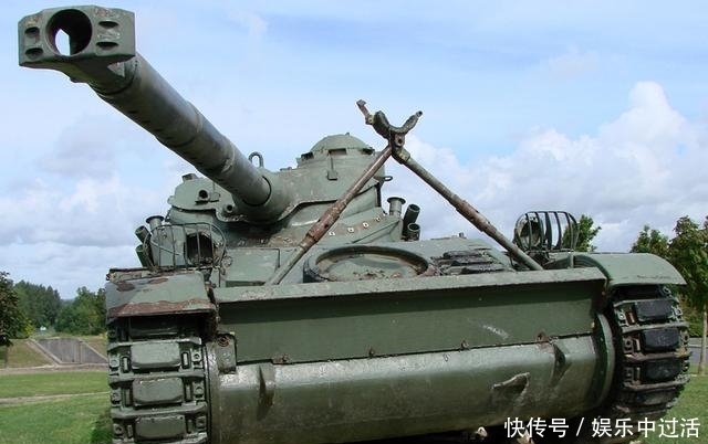 坦克的研发|二战后法国坦克艰难的研发之路，宁可被嘲笑，也不放弃法式浪漫