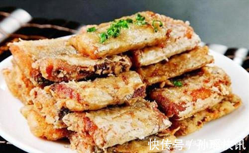 鱼块|炸带鱼,可别再裹淀粉了!学会大厨的做法,带鱼外酥里嫩不粘锅