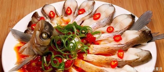 快过年了,教你“富贵开屏鱼”做法,造型美观,招待客人倍有面