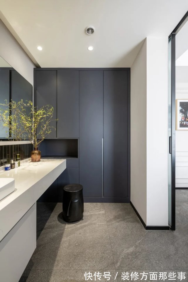 收纳|107㎡重度囤货党的家，见缝插针式储物，杂物隐于无形！