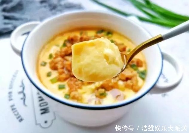 正确|鸡蛋羹,用冷水蒸还是热水蒸都错了,教你正确做法,嫩滑无蜂窝