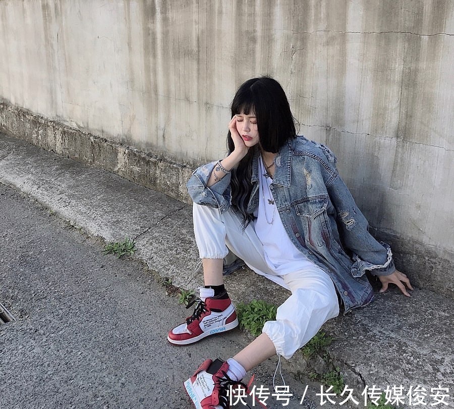 时髦搭配 百看不厌!三套秋季时髦搭配很百搭,让你的气质优雅十足