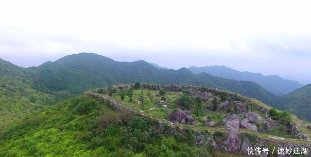 中薪|福建山区散落千座古寨，用来防御古代土匪，被誉为南方建筑奇葩