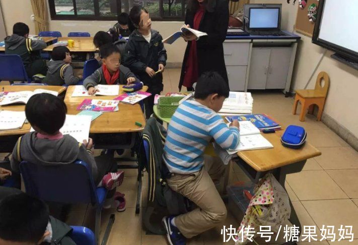 老师|自家娃开学坐最后一排，是老师有意为之？家长要了解后排的好处