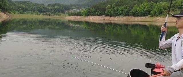 钓翘嘴知道这些,会让你收获满满,钓的非常过瘾