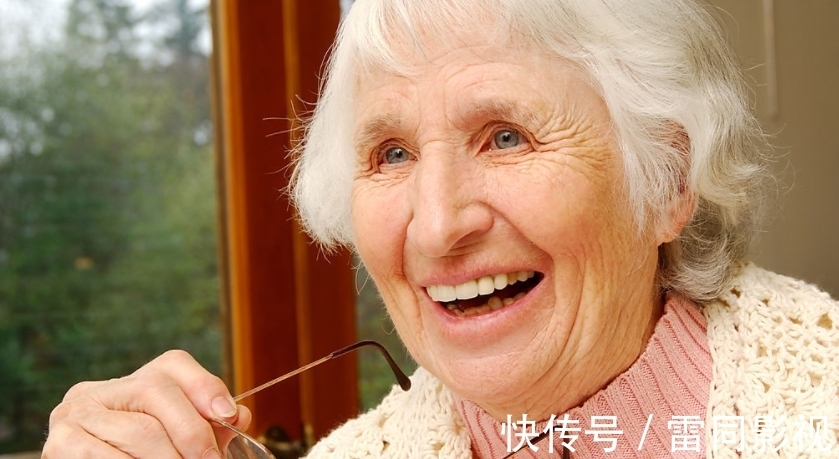 常吃|62岁阿姨突发脑梗，医生：此物吃一次等于8斤肥肉，常吃自毁血管