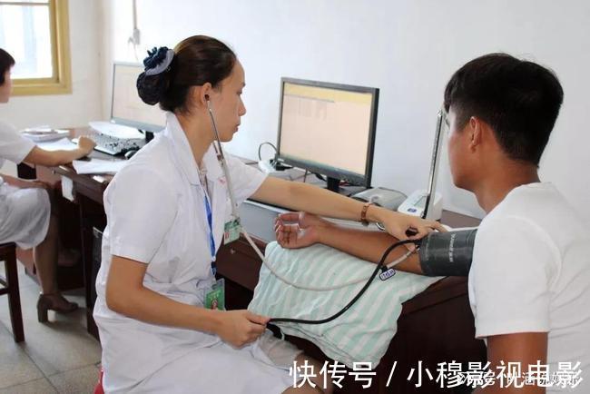 老张|夫妻二人频繁腹泻肝癌后离世,医生:3物天天吃等于自找“西天”