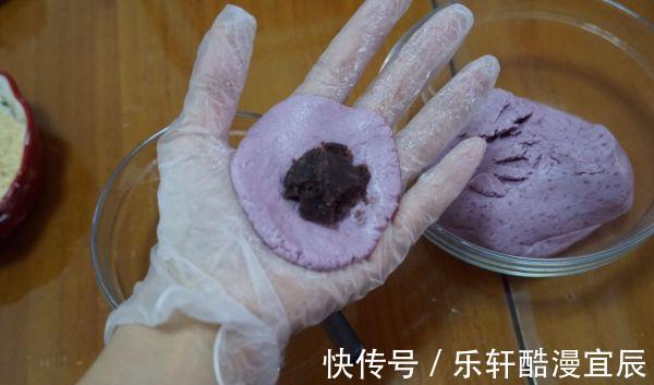 豆沙|夜市地摊需要排队才能买到的紫薯豆沙饼，在家10分钟能做1大盘