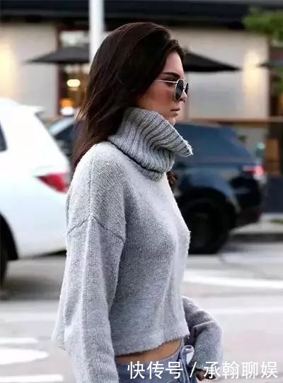 今年最火的高领毛衣，这样穿才够美！