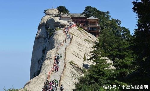 自古华山一条路，绝险的华山长空栈道，到底是何人所修？