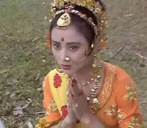 悟空！《西游记》原著，玉兔精为何先脱掉衣服，精着身子和悟空打架