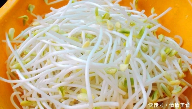  卷饼|此面食太好吃了，三十秒就能出锅，香软筋道，孩子早上能吃四个