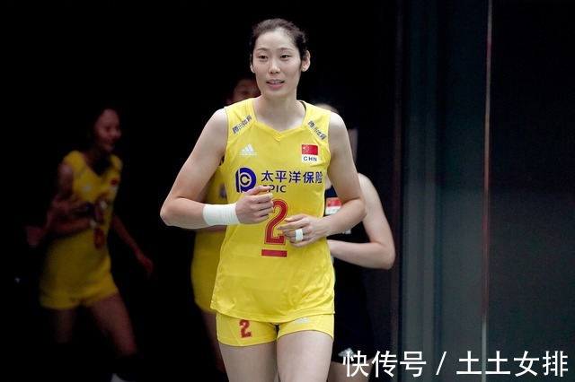 女排|女排劲敌归化瓦尔加斯后,又归化18岁强力接应!最佳主攻是朱婷