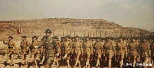 黄埔军校|此人是国军抗日名将:一战击退20万日寇,晚年沦为乞丐