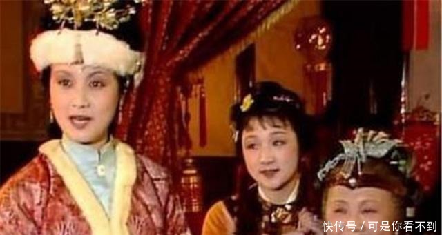 大家族|红楼梦作为一家之长,为何贾母喜欢将自己吃剩的东西给别人吃!