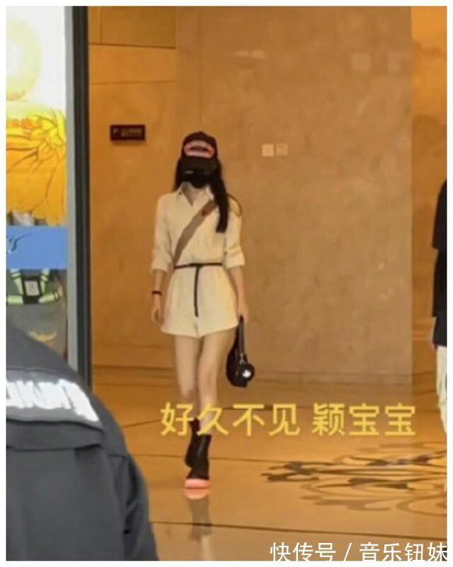 颖宝|赵丽颖现身桂林录制《中餐厅》，机场照瘦成筷子，离婚后气质堪忧