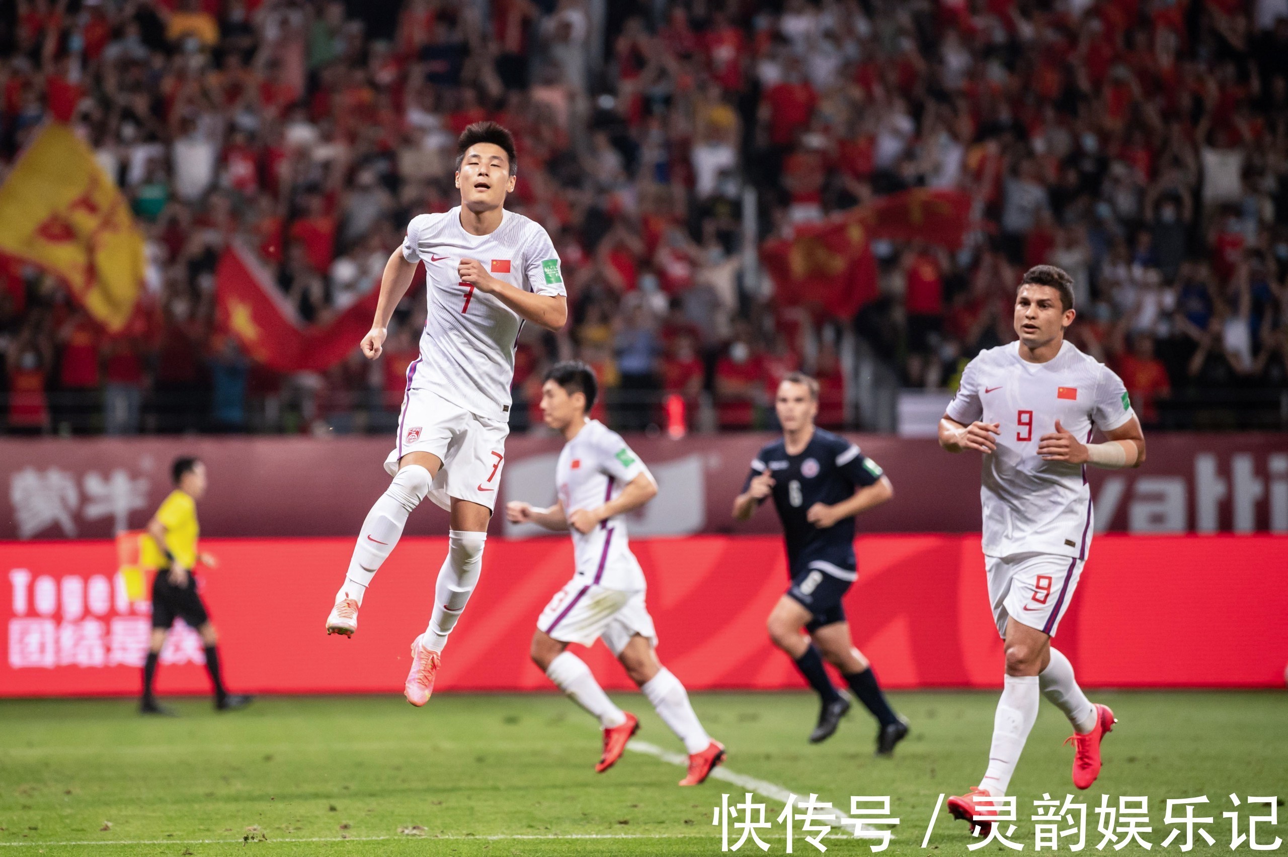 40强赛|27-2!国足踢疯了,冲4大纪录,李铁目标13分+榜首,最新形势出炉