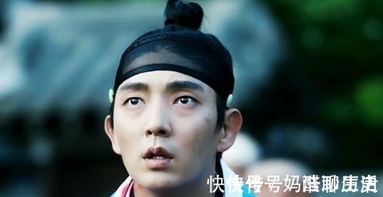 对联|富家女出上联,落魄书生搜肠刮肚对出下联,少女大喜:跟我回家吧