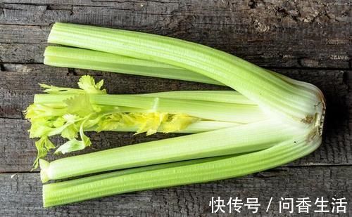 芹菜叶|人们为什么都会把芹菜叶摘掉?真的不能吃吗?原因有4个