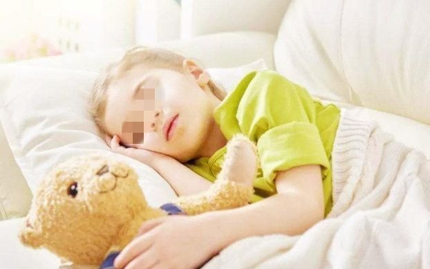 家长|睡觉用嘴呼吸和用鼻子呼吸的孩子,长大后颜值差别大,家长要重视