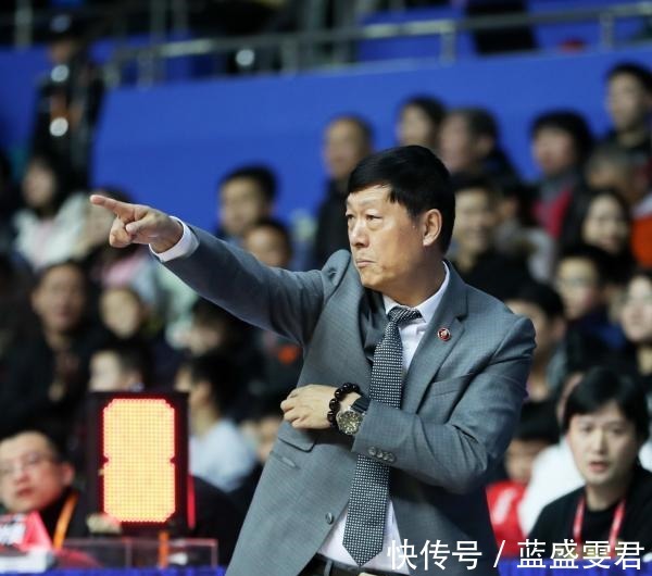 李秋平|4消息!李秋平暂别CBA,韩威恐追罚,辽迷种族歧视,艾伦回应垫脚!