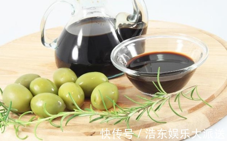 大蒜|大蒜和加它这样吃,养生效果会翻倍,养肝护胃,血脂也悄悄降下来