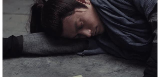 如何評(píng)價(jià)《導(dǎo)演請(qǐng)指教》梁龍的《烙花散》？到底講了個(gè)什么故事？