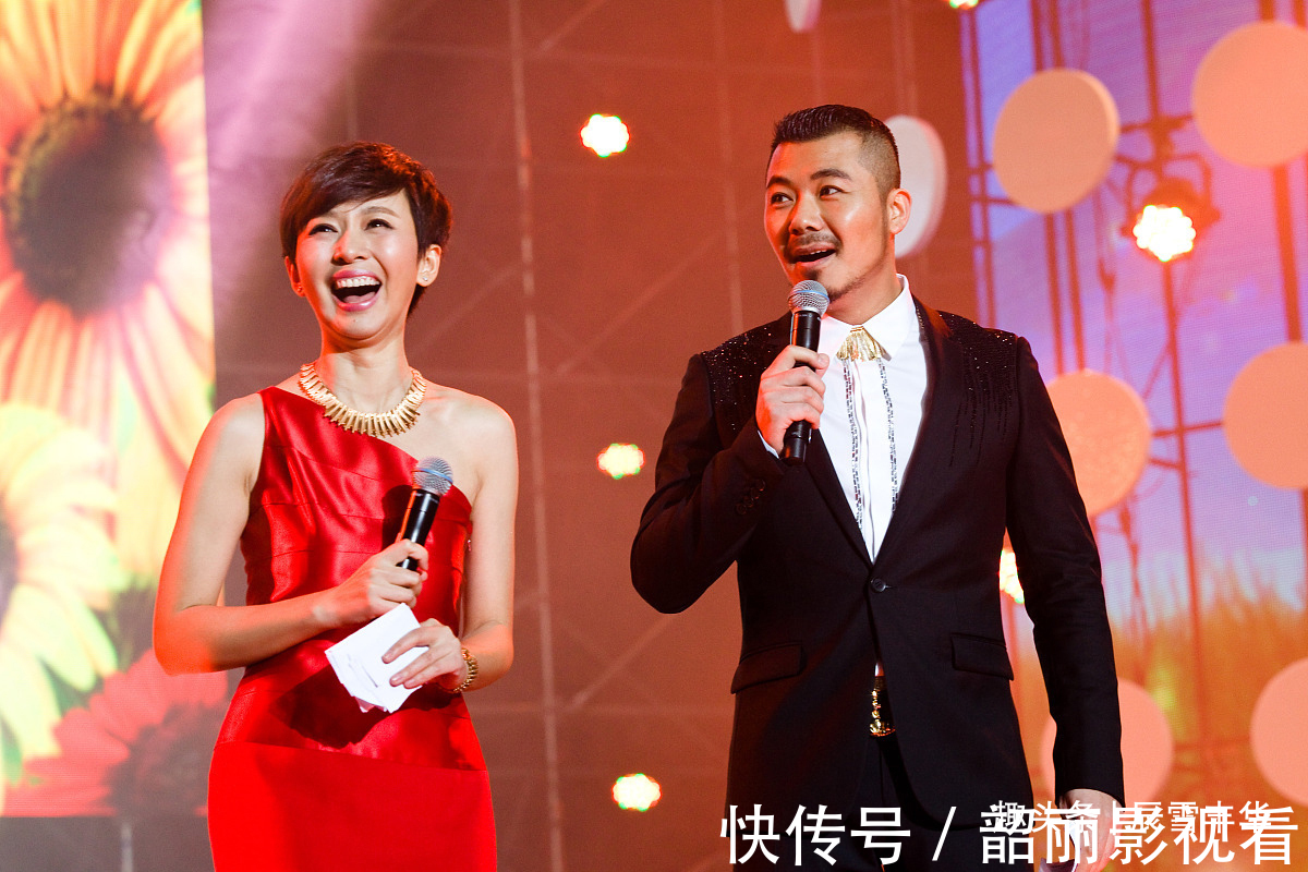 造型|欧阳夏丹穿红“礼服裙”真漂亮,单肩领口露出项链,配短发好甜美