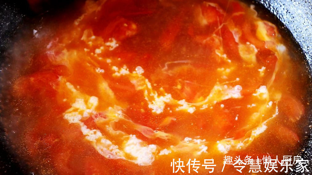 西红柿|饭店烧的西红柿蛋汤，比自己烧的好喝，原来有小窍门，教你这么做