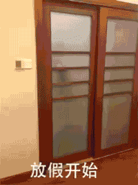 |搞笑GIF趣图女生怎么能这样吃东西！