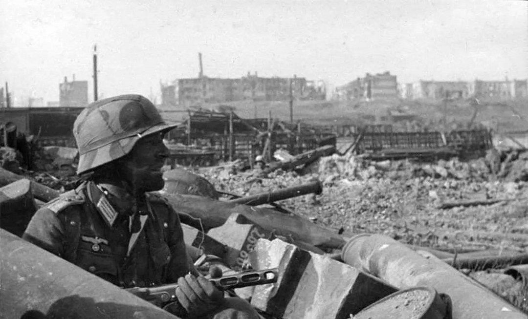 德国|斯大林格勒有多残酷，新兵平均活不过一天，撑过三天就能升连长