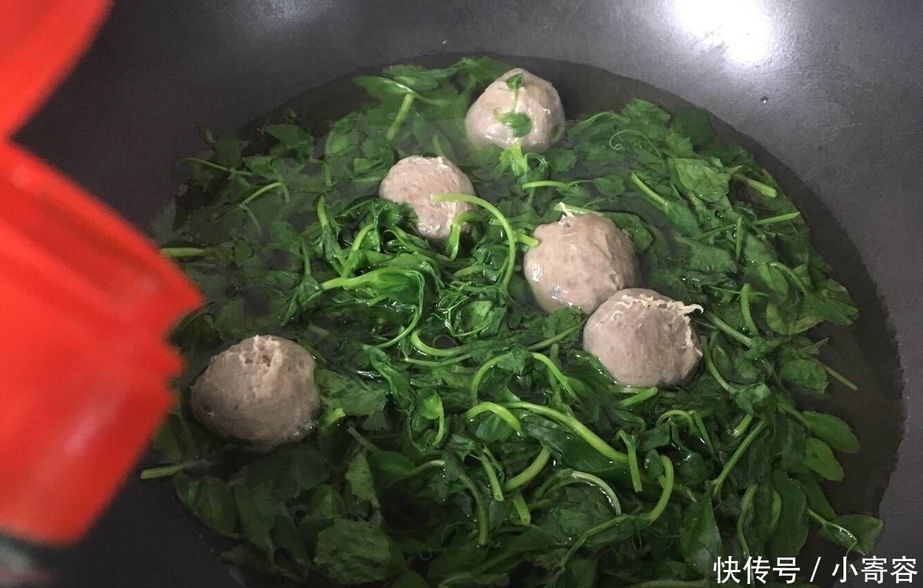 三月这汤多给孩子喝，个子长得快，身体变结实，好喝又不贵