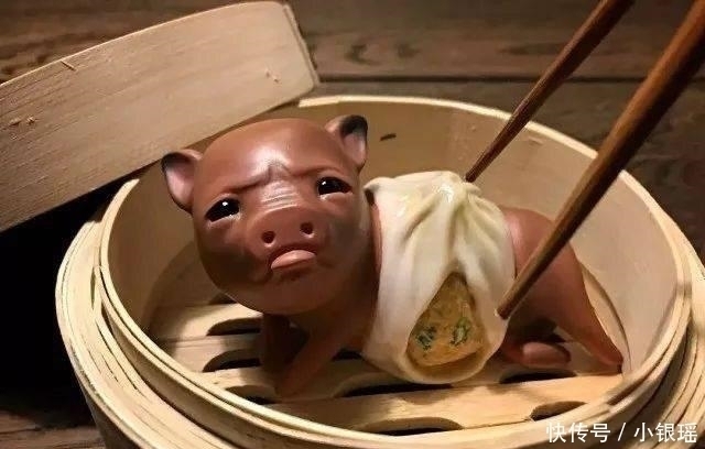 早餐|去吃早餐,因为好奇点了份“3口1只猪”,打开以后说想退