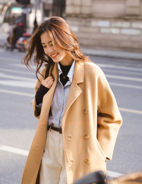 驼色大衣|今年冬装被这件驼色大衣承包了!搭配直筒裤或半身裙,超有气质,